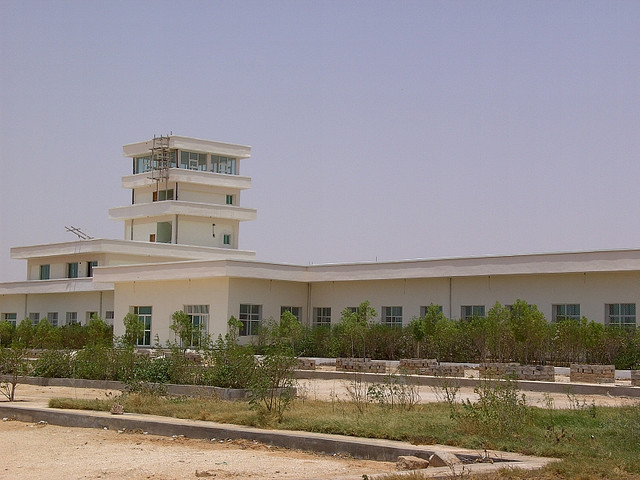 נמל התעופה הבין־לאומי בבוסאסו, פונטלנד