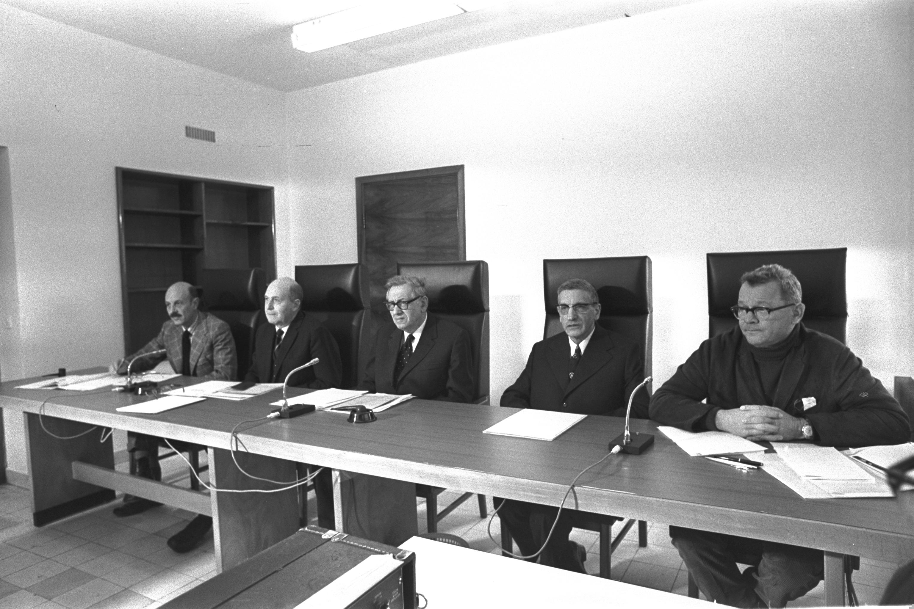 ועדת אגרנט בישיבה, 27 בנובמבר 1973