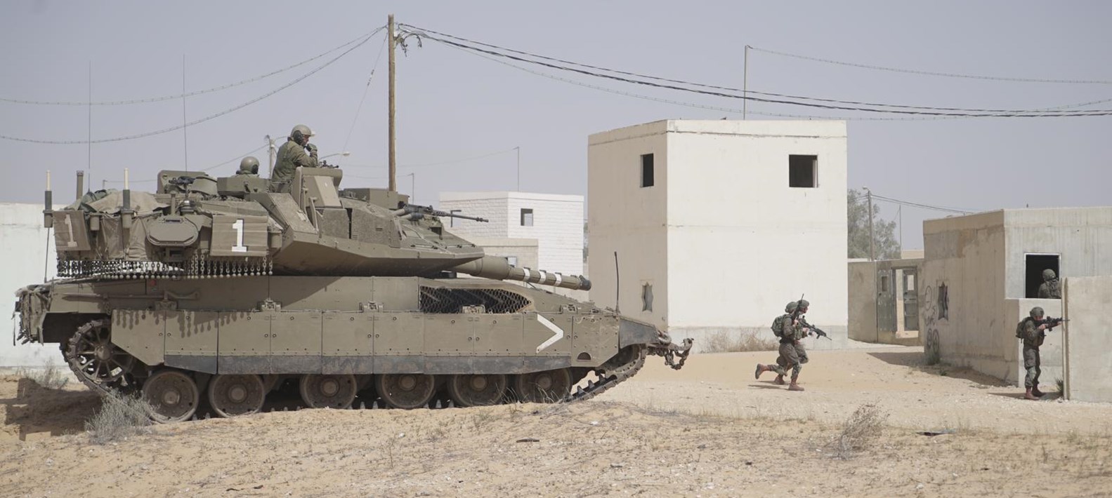 השתלמות מטכ"לית בנושא השתנות היחידות המתמרנות, אפריל 2021 . במהלך מבצע "שומר החומות" הופעלה בצה"ל לראשונה פלוגת חשיפה-תקיפה שהפעילה רחפנים לגילוי ולתקיפת חוליות ירי של חמאס. צילום: דו"ץ